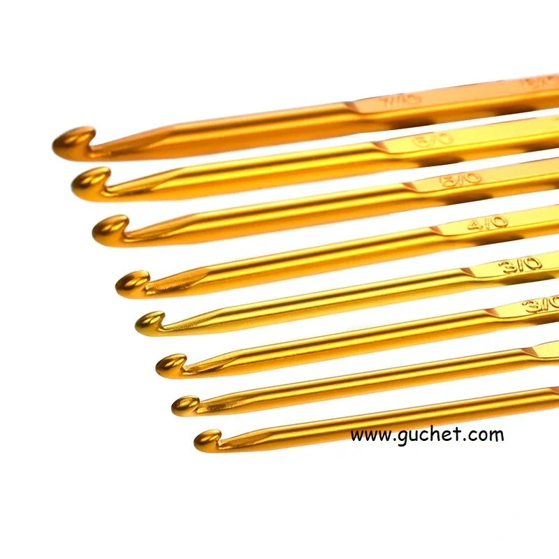 DOUBLE ENDED CROCHET HOOKS – METAL - 8 HOOK SET — GuChet.com